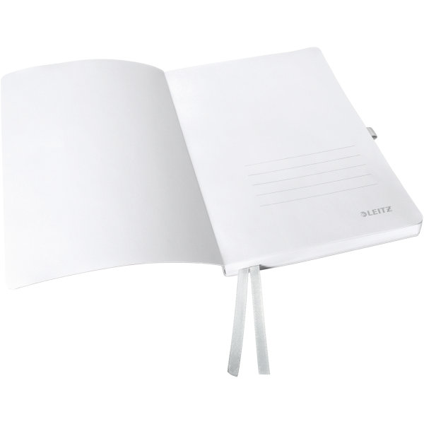 Leitz Style Notesbog A5, linjeret, hvid