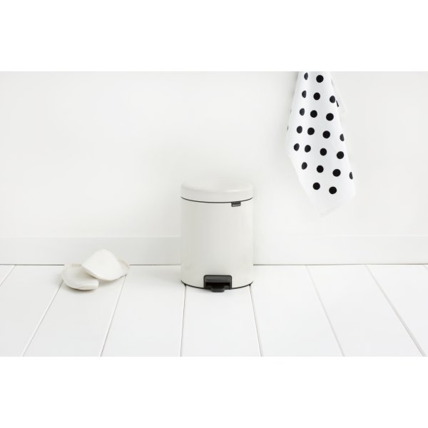 Brabantia Pedalspand, 5 L, metal, white