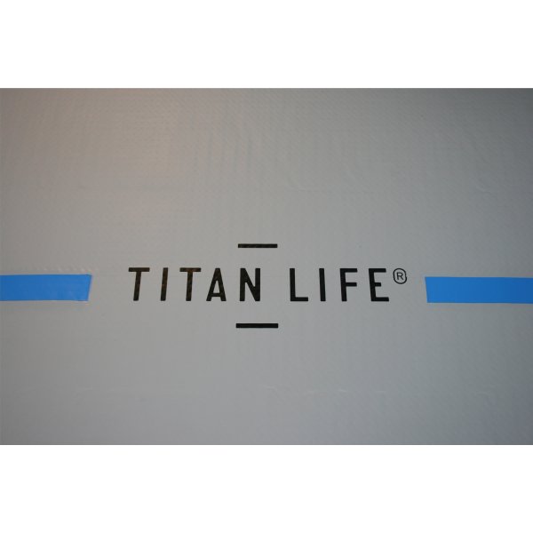 Titan Life Air Jump Track 4