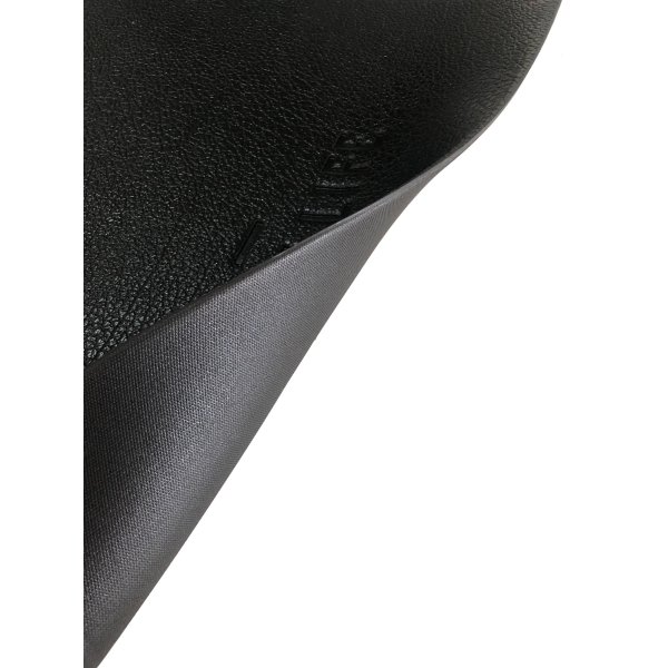 Titan Life Beskyttelsesmåtte, Sort, 155x65x0,6 cm