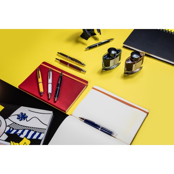 Pilot Capless Rhodium T reservoarpenna | F | Gul