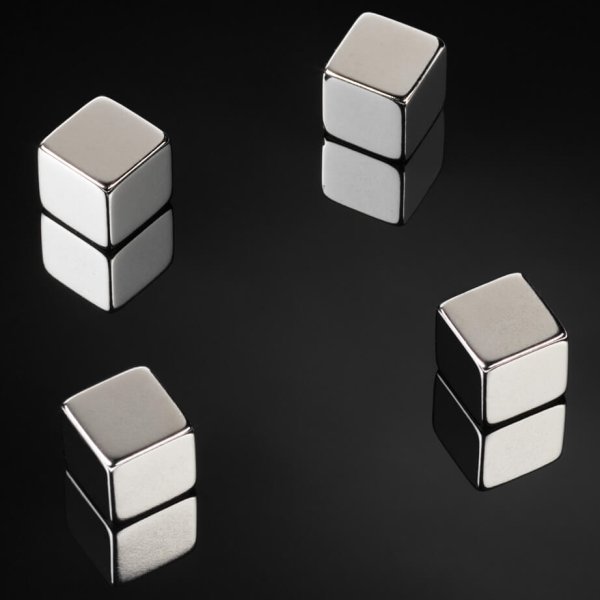 NAGA super stærke kube magneter, 4 stk., stål