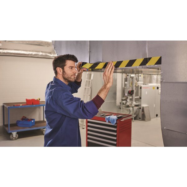 tesa Signal Advarselstape, 50mm x 66m, gul/sort