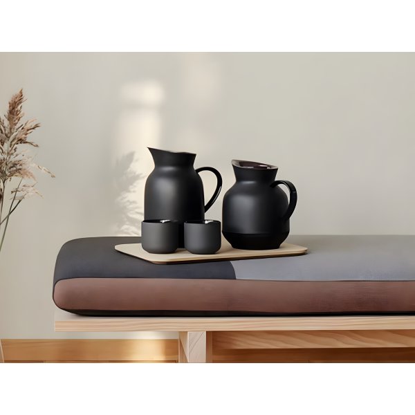 Stelton Amphora Høj Termokande, soft black