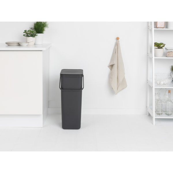 Brabantia Sort&Go avfallshink | 40 liter | Grå