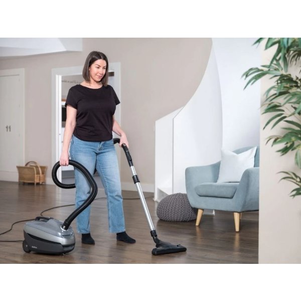Nilfisk Select GRCL13P08A1 dammsugare | 650W | Grå