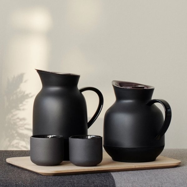Stelton Amphora Høj Termokande, soft black