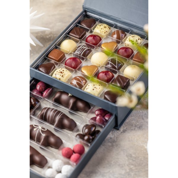 Xocolatl Christmas Selection Drawer Box