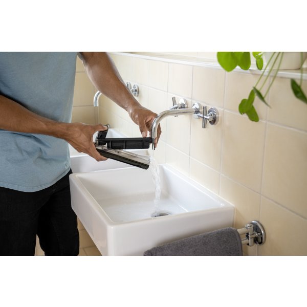 DEMO: Kärcher Gulvvasker FC 2-4, ruller, batteri