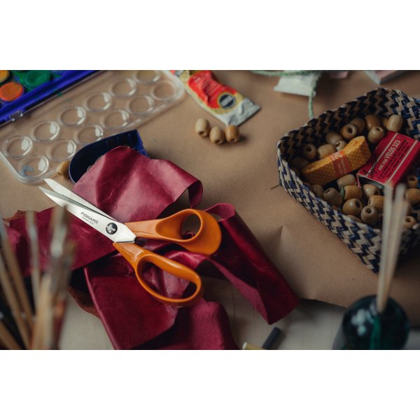 Fiskars Classic Universalsaks, højre, 21 cm