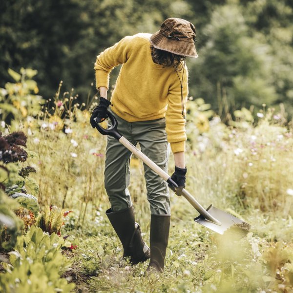 Fiskars Solid Spade, stål/træ, 108,5 cm.
