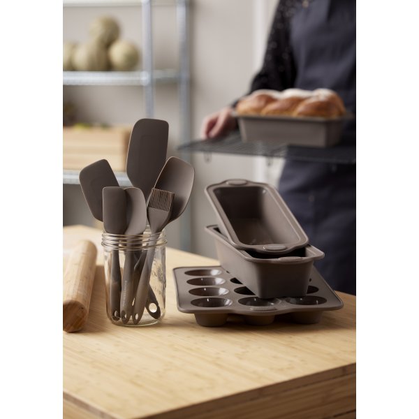Blomsterbergs Grydeske, sillikone, 21 cm, latte