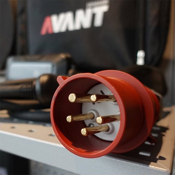 Avant transportabel lader elbil, 11kw/16a cee stik