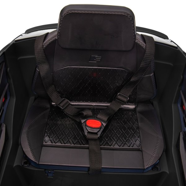 NORDIC PLAY Elbil Q4 e-tron sportsback 4x12V, sort