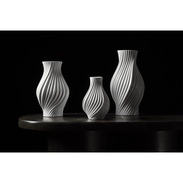 Lyngby Porcelæn Twist Vase H25 cm, hvid