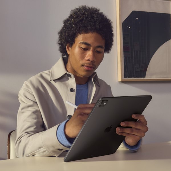 Apple iPad Pro 2025 11", Wi‑Fi, 256GB, sølv