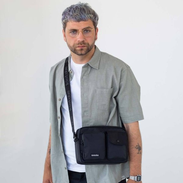 Kintobe Miles, Jet black