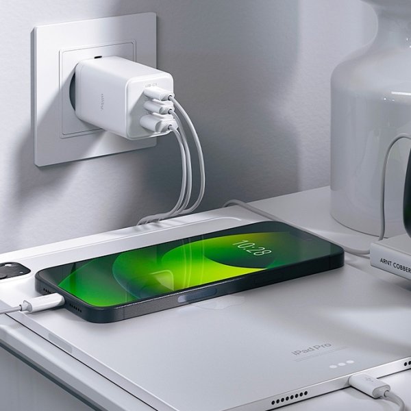 Allity Oplader, 2x USB-C, 1x USB-A, 65W - Hvid