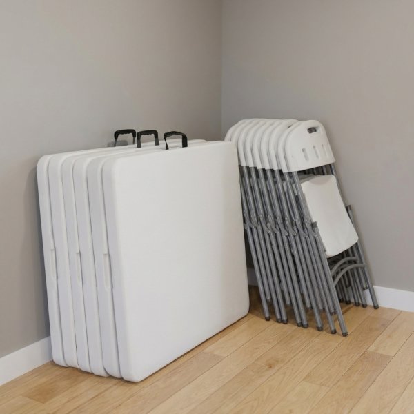 Park sæt til 4 pers. , 1 klapbord + 4 klapstole