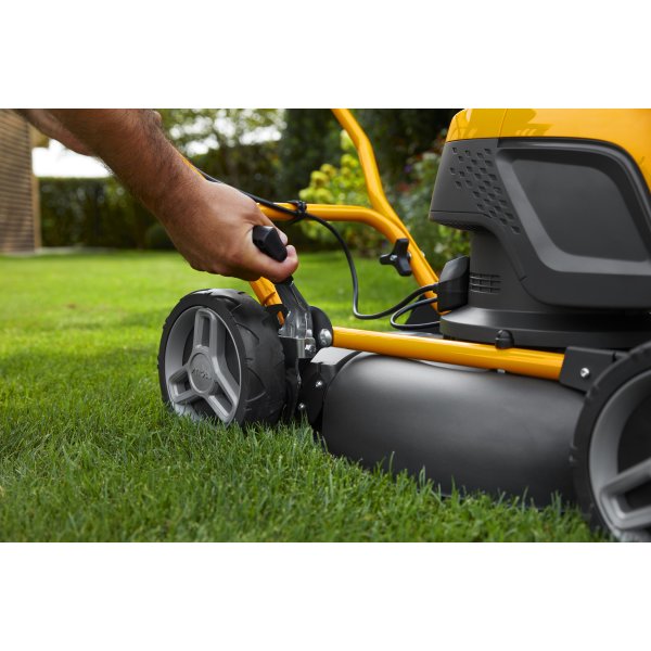 STIGA Plæneklipper, Multiclip 547e S, 48V, m/batt.