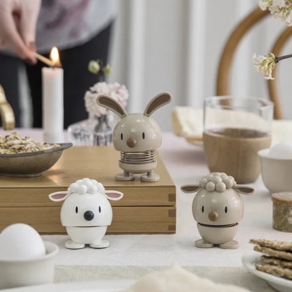 Hoptimist Bunny, latte