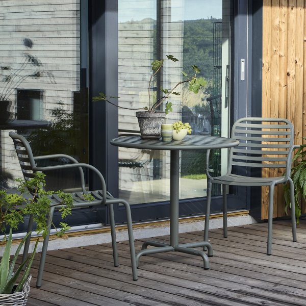 Ivy Cafébord ø76cm + 2 stole Ivy Pipe, Olivengrøn