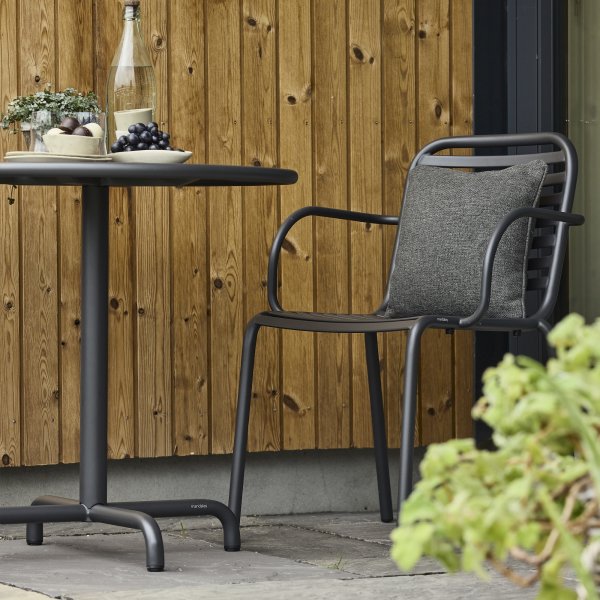 Ivy Cafébord ø76cm + 2 stole Ivy Pipe, Antracit