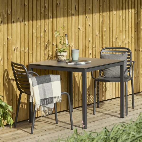 Pure Havebord L82cm + 2 stole Ivy Pipe, Antracit