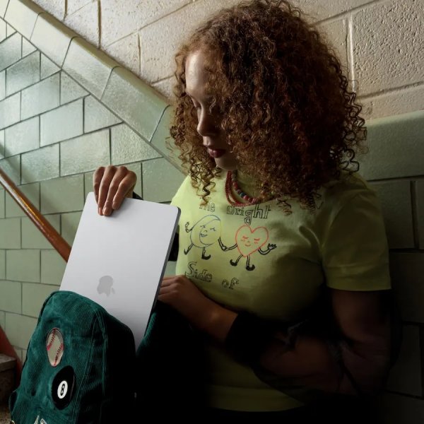 Apple MacBook Air M5 15", 16GB, 1TB SSD, skyblå