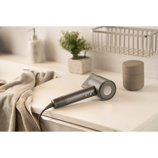 by Gaard Hårtørrer Brushless Føn 105.000 RPM