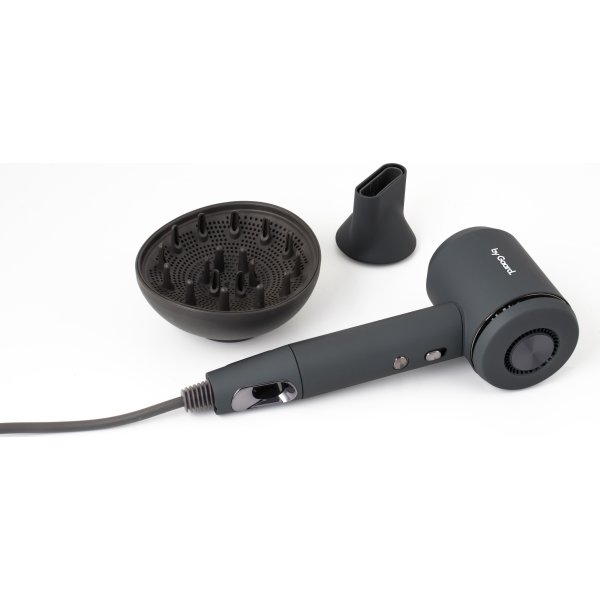 by Gaard Hårtørrer Brushless Føn 110.000 RPM