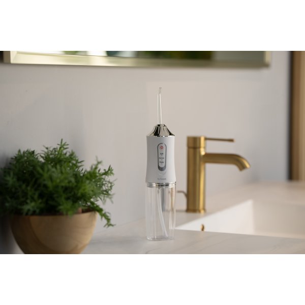 by Gaard Vandflosseren