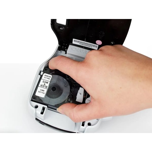 Dymo D1 labeltape 19mm, sort på hvid