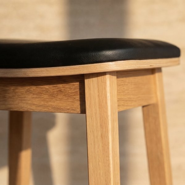 NordicLine Barstol, eg, polstret, natur/sort, H75