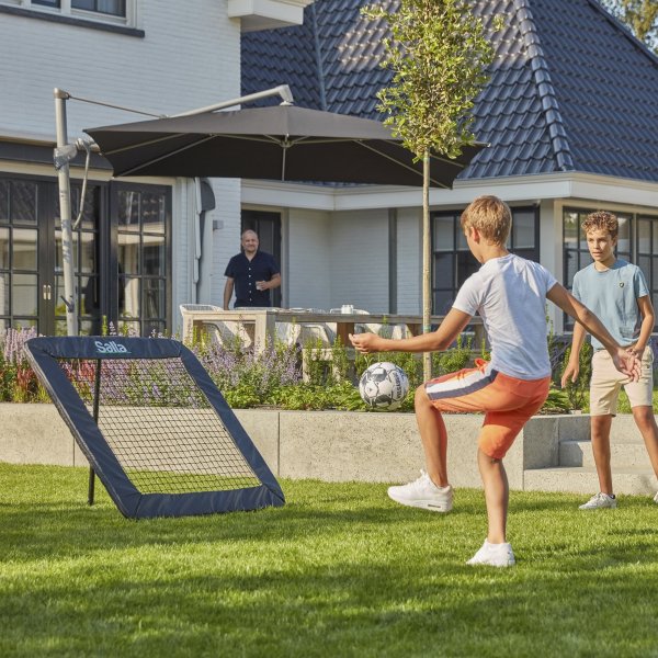 Salta Motion Rebounder 164x164 cm, Sort