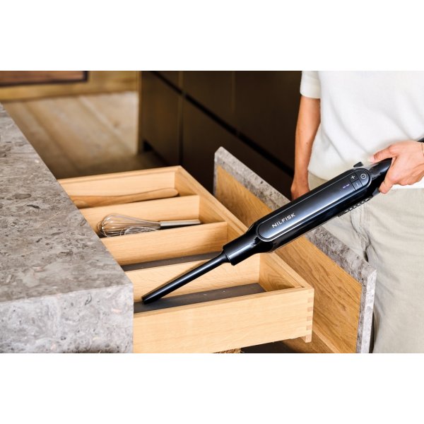 Nilfisk Move&Dock ledningsfri støvsuger m. station