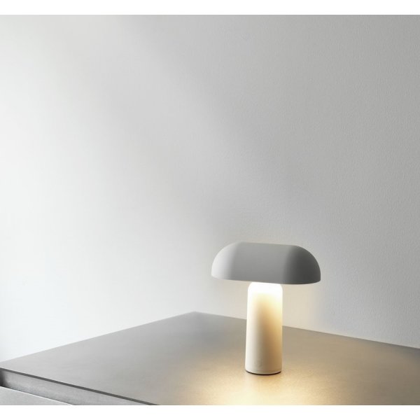 Normann Copenhagen Porta Bordlampe, hvid