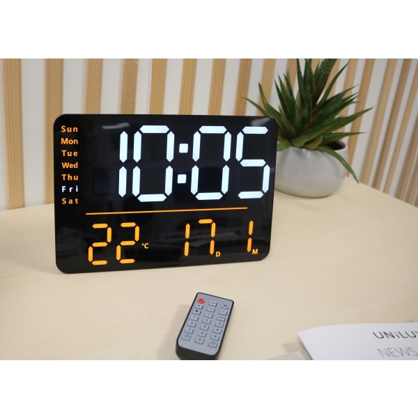 Unilux Numi Digitalt LED Ur | 27,5 x 18,3 cm