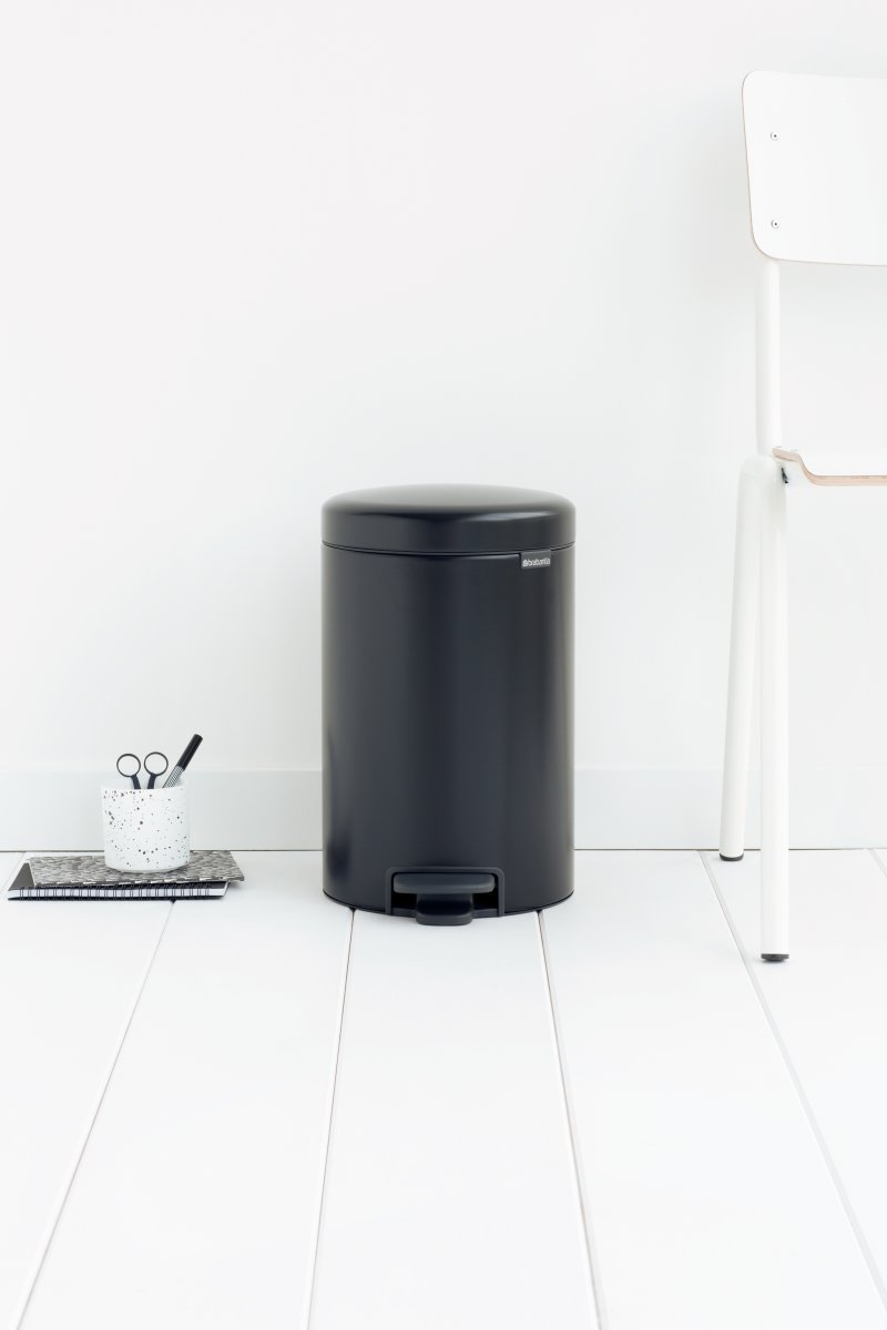 Brabantia NewIcon Pedalspand | 12 L | Mat Sort