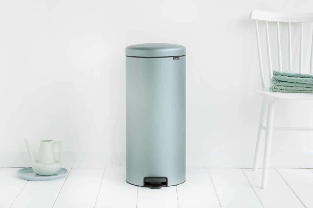 Brabantia Pedalspand, 30 L, metallic mint
