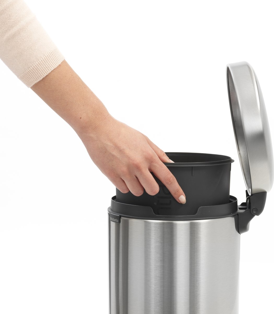 Brabantia NewIcon Pedalspand, 5 L, brilliant steel