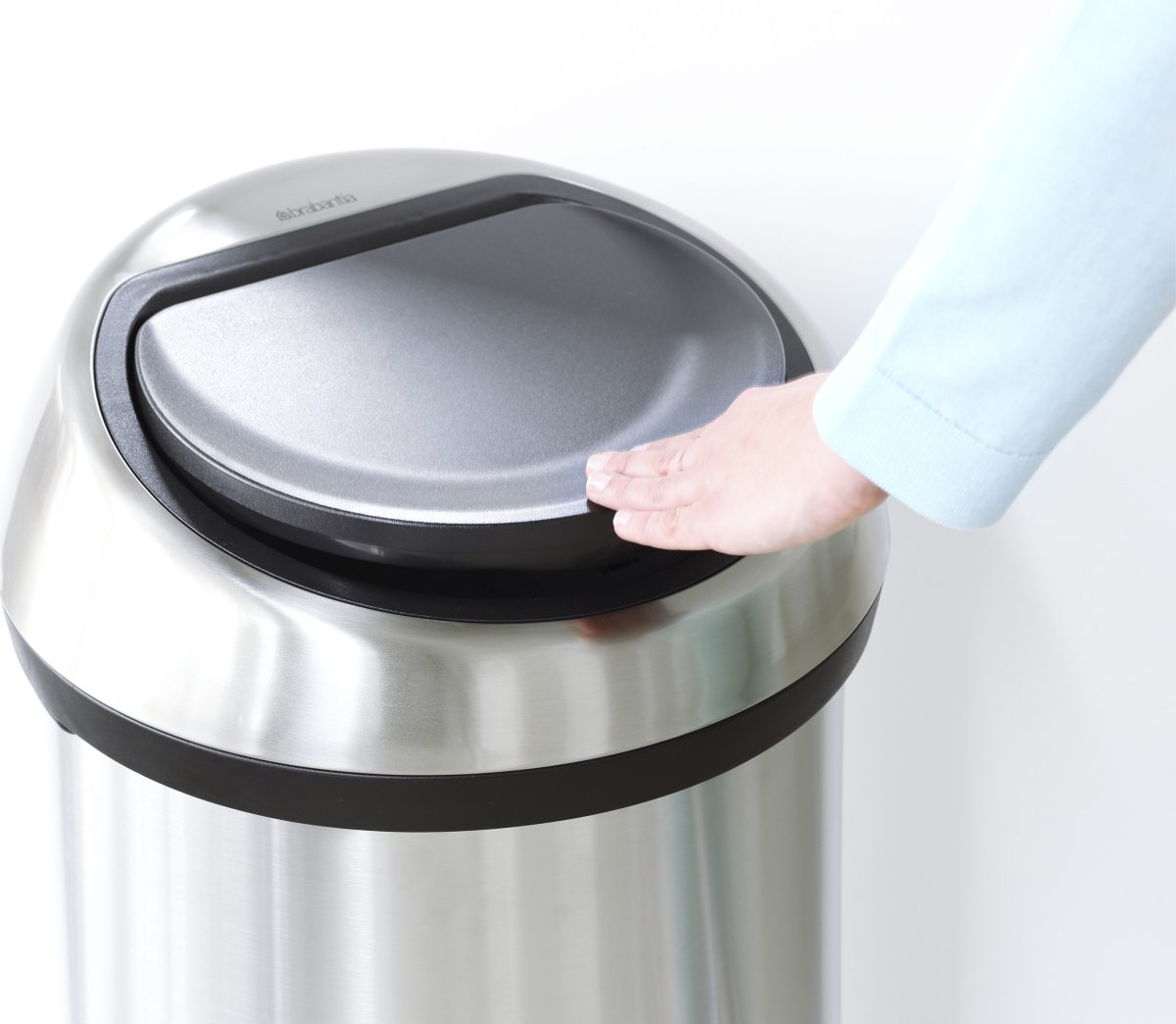 Brabantia Touch Bin 60 L i matt black m. FPP lid se! Fri Fragt