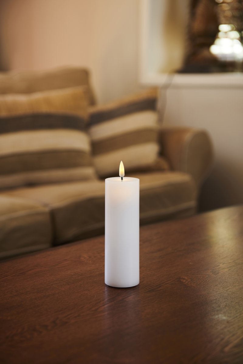Sirius Sille Exclusive LED Lys, Ø5 x H15 cm, Hvid