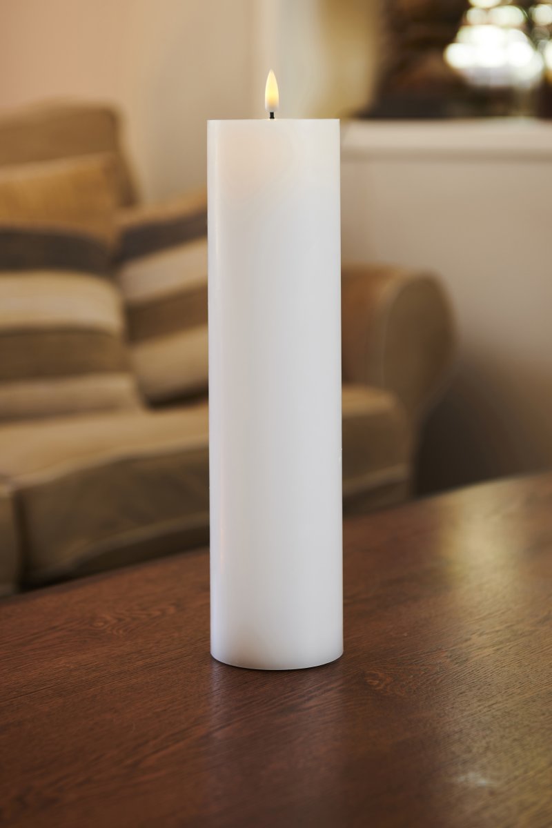 Sille Exclusive LED Lys, Ø7,5 x H30 cm, Hvid