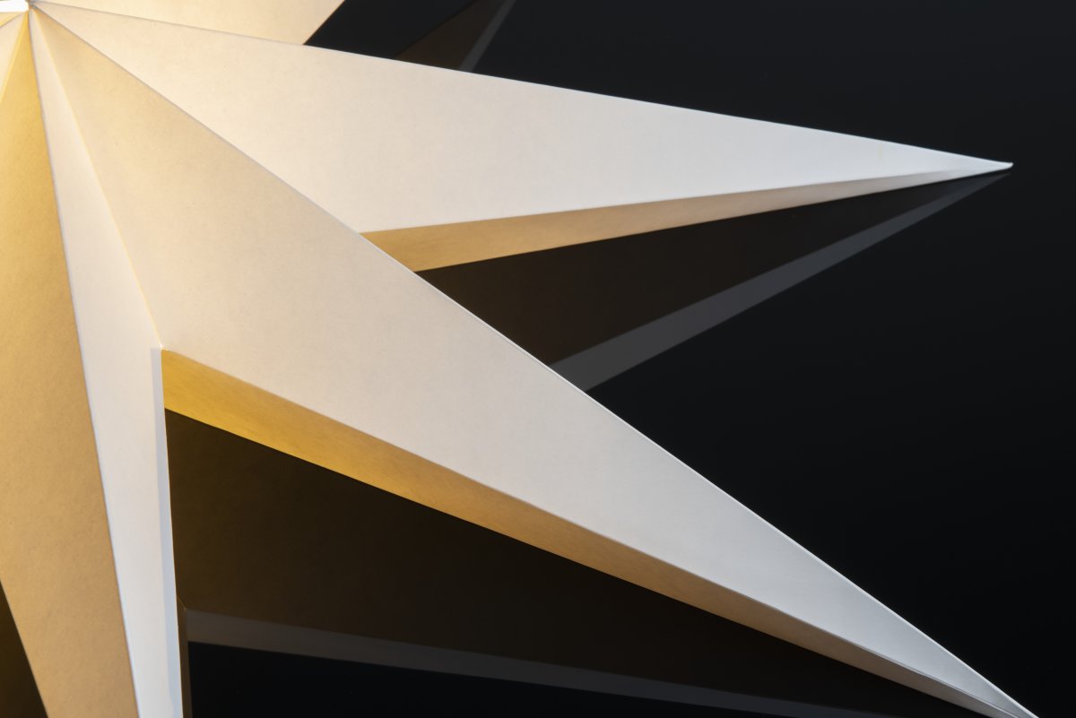 Papirstjerne, hængende, 7 spidser, Ø78 cm, hvid