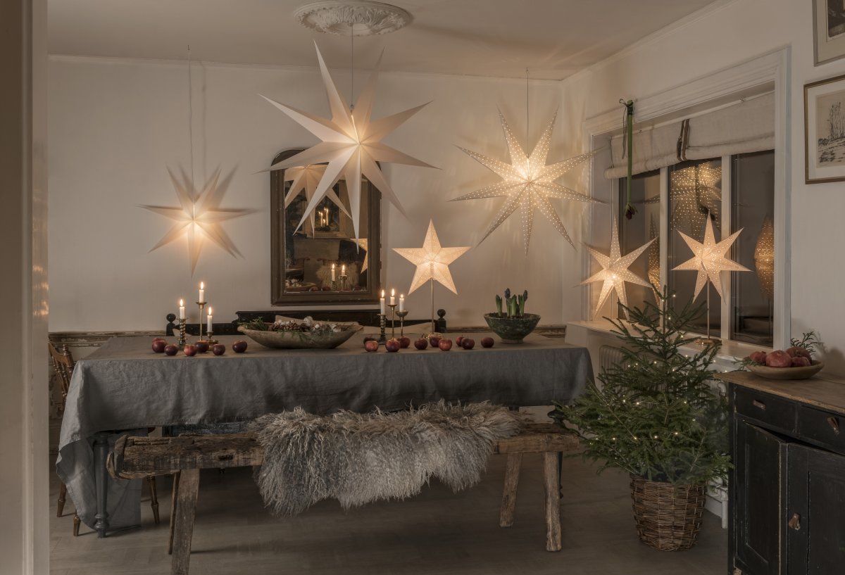 Papirstjerne, hængende, 7 spidser, Ø78 cm, hvid