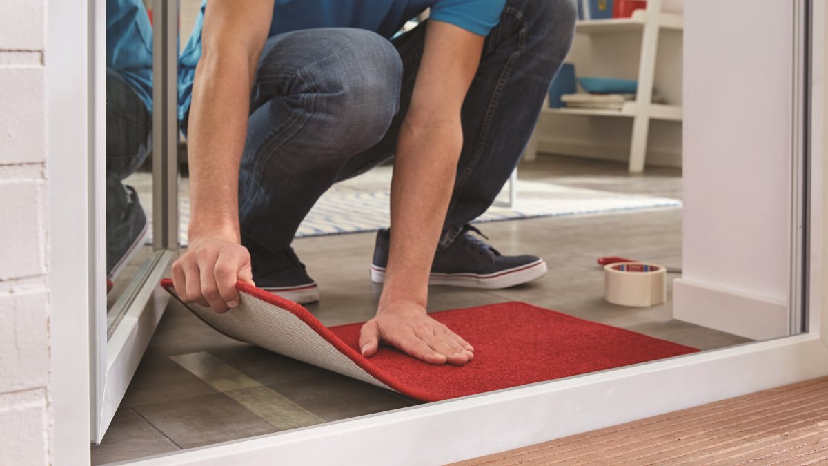 tesa Tæppetape, aftagelig, 50mm x 25m