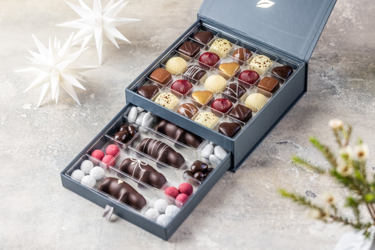 Xocolatl Christmas Selection Drawer Box, 435g