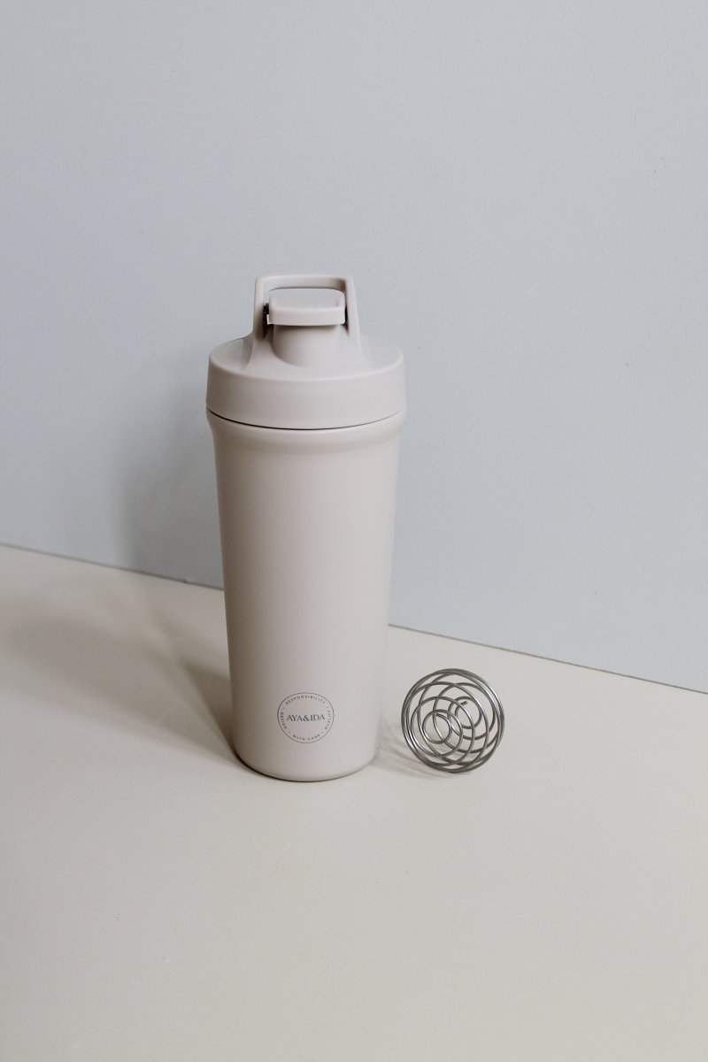 AYA&IDA Shaker Bottle, 750 ml, Beige