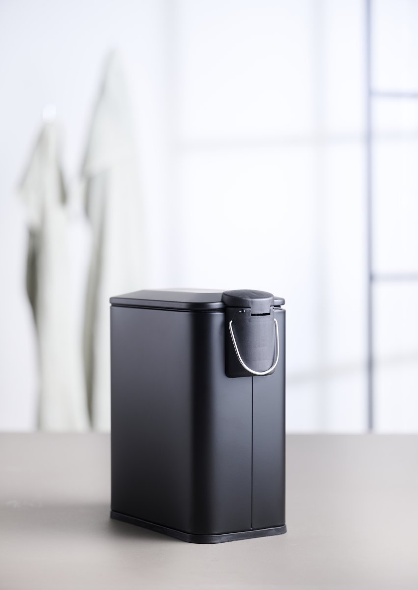 Pedalspand m/softclose 5 L, smal rektangulær, sort